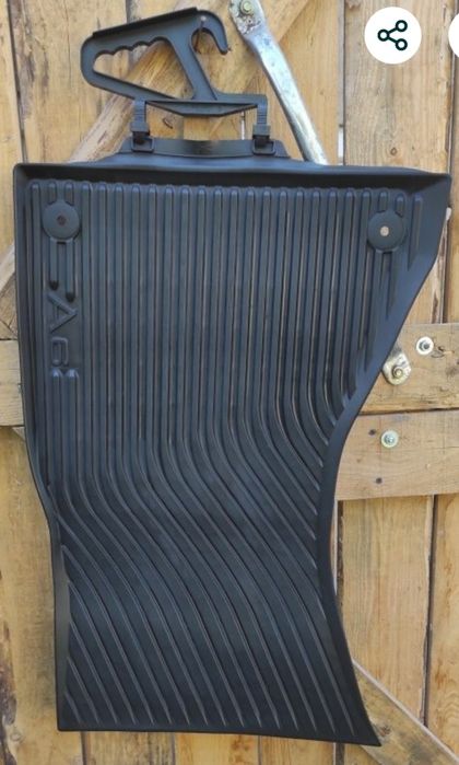 Dywanik gumowy pasażera A6 C7