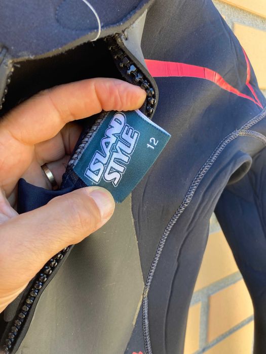 Fato de surf / bodyboard da marca Island Style 12 anos