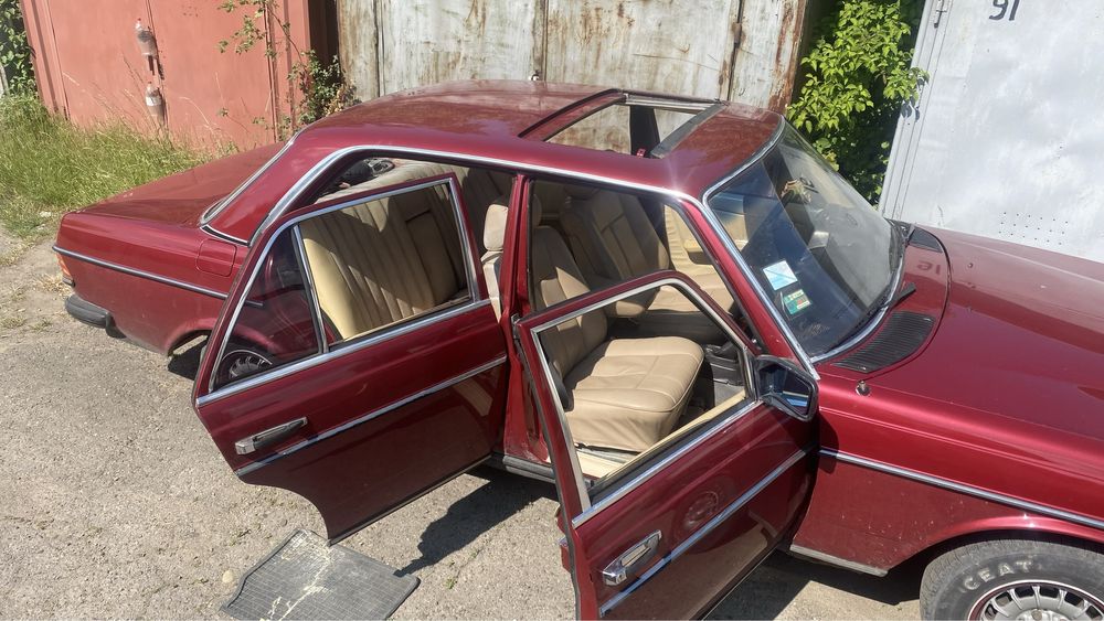 Mercedes benz 200d мерс 123 w123 огірок огурец