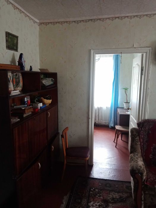 продам 3-х кімнатну квартиру в м.Заводське  Полтавськоі обл.