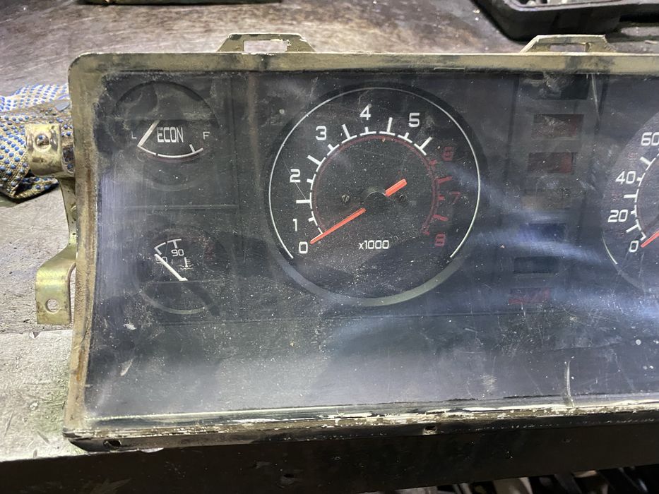 Продам приборную панель ваз 2107