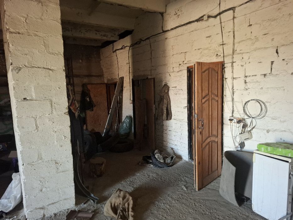 Сдам в аренду помещение (боксы)