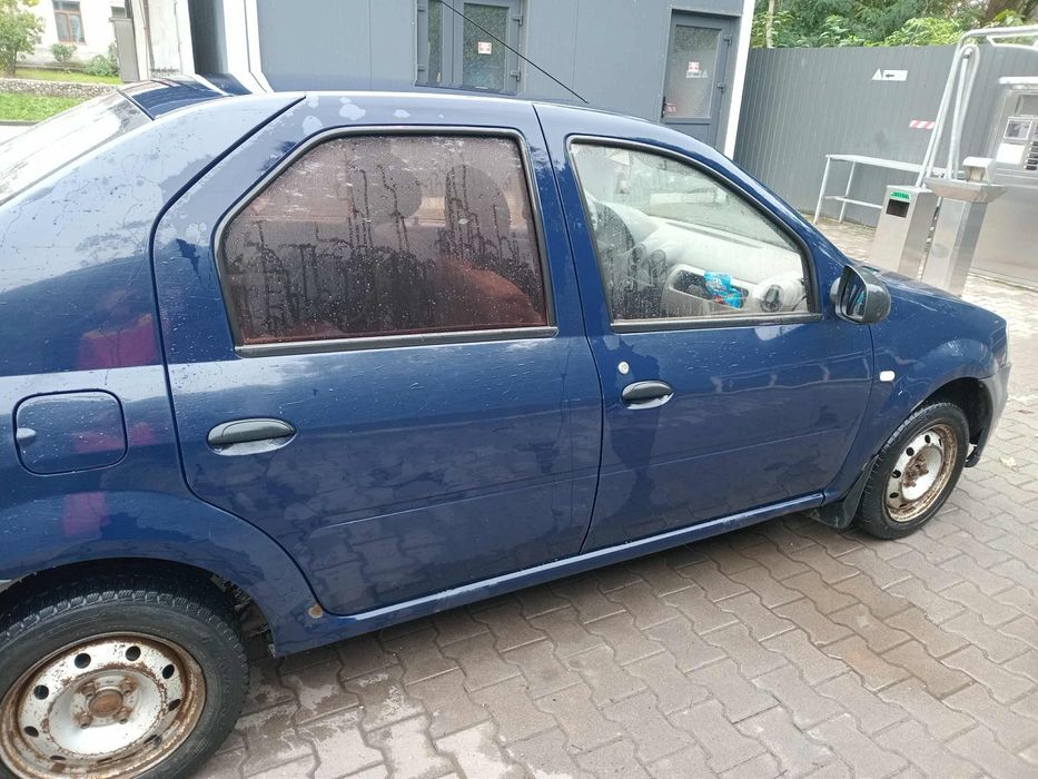 Продам Рено логан