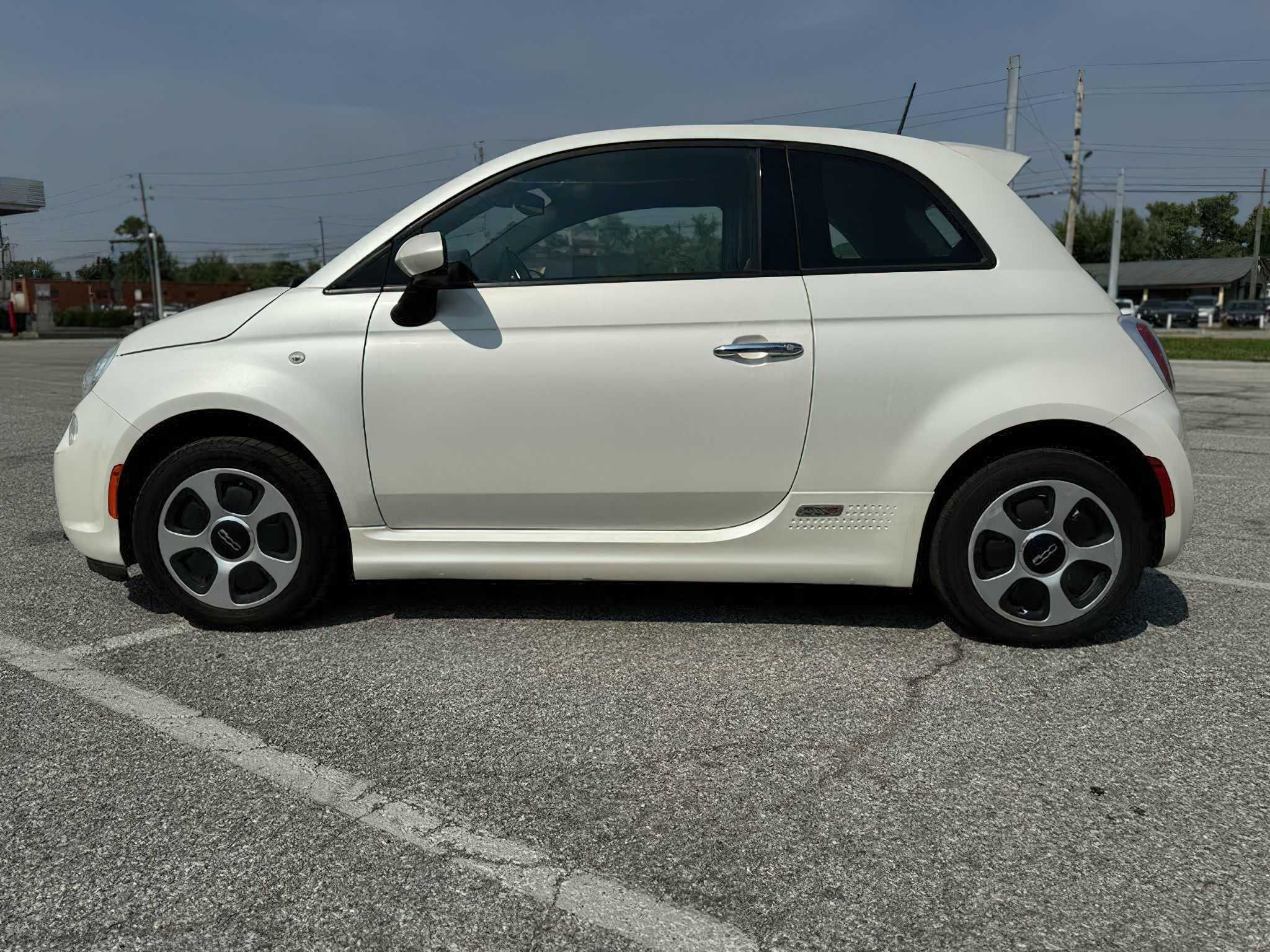Fiat 500е    2016