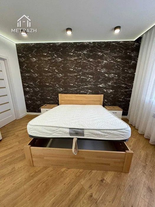 Продам  ЖК Рогатинский, м.Центральный рынок