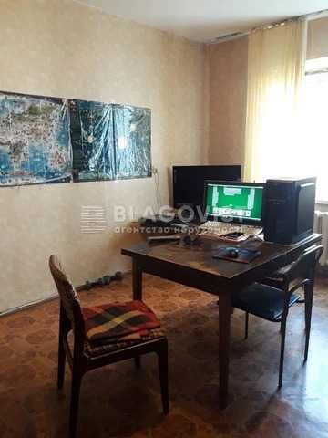 Позняки.Продам 4-х кімн.квартиру  Григоренка Петра просп.,1а   110кв.м