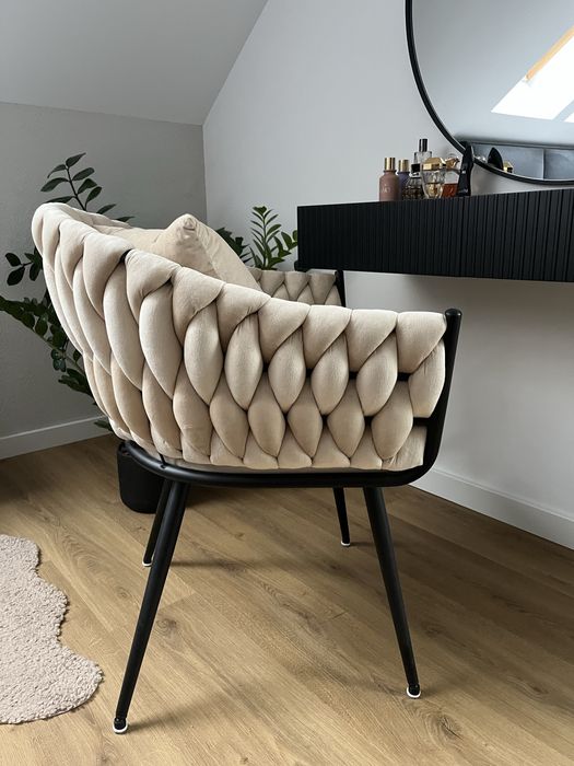 Krzesło welurowe (beżowe) glamour