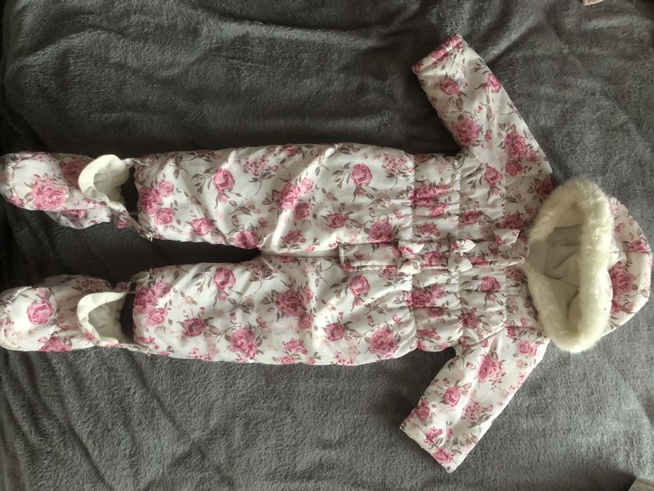 Демісезонний комбінезон для дівчинки