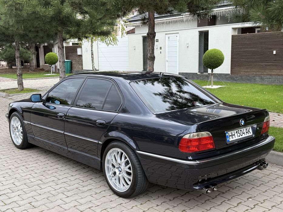 BMW 735i Steptronic 3.5 бензин/газ 2000 г