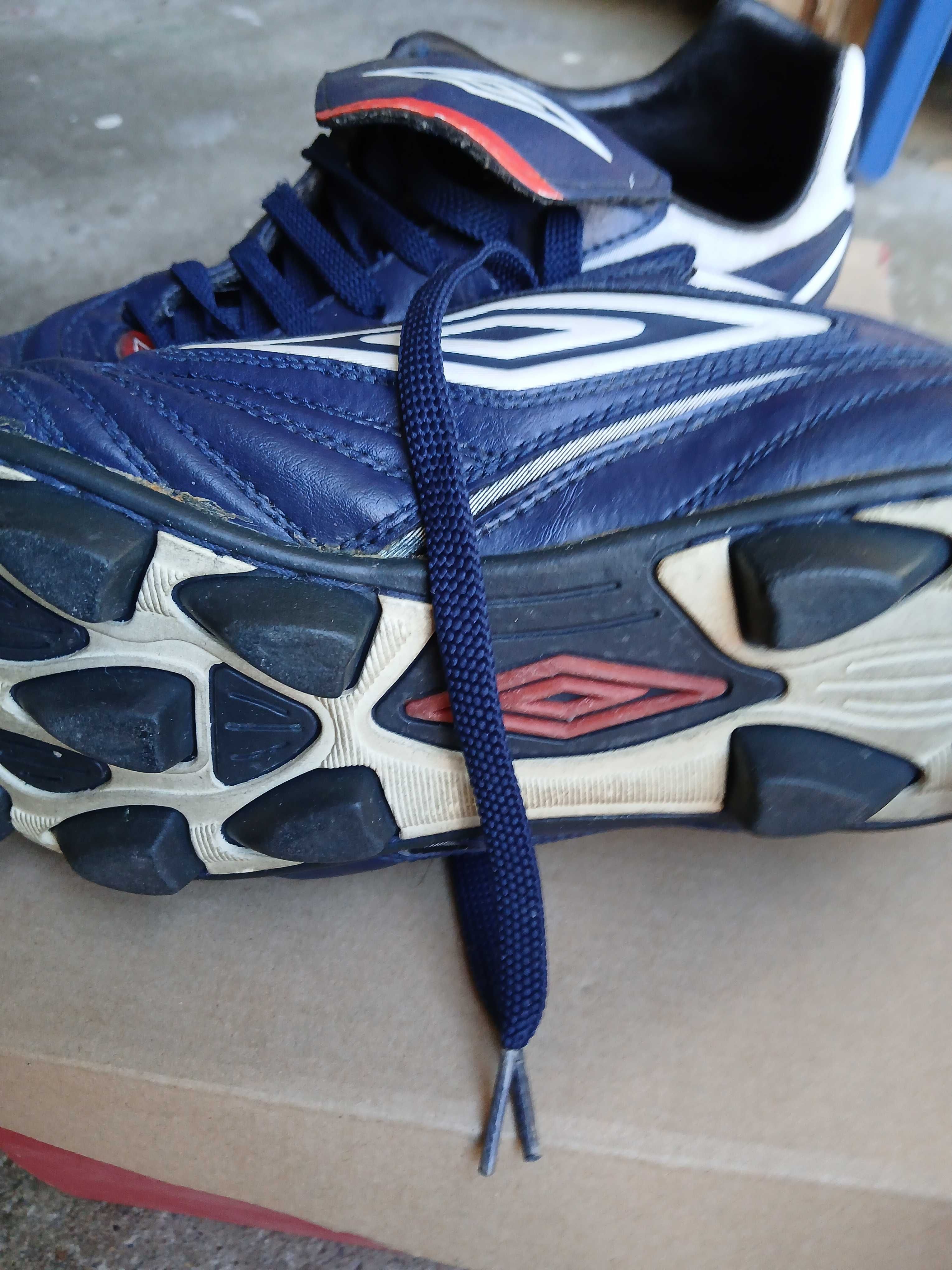 Chuteiras de Futebol originais da Umbro