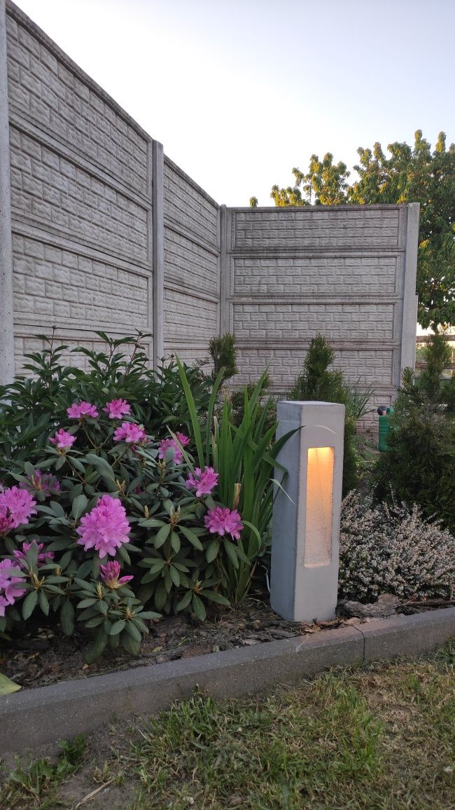Lampa ogrodowa betonowa