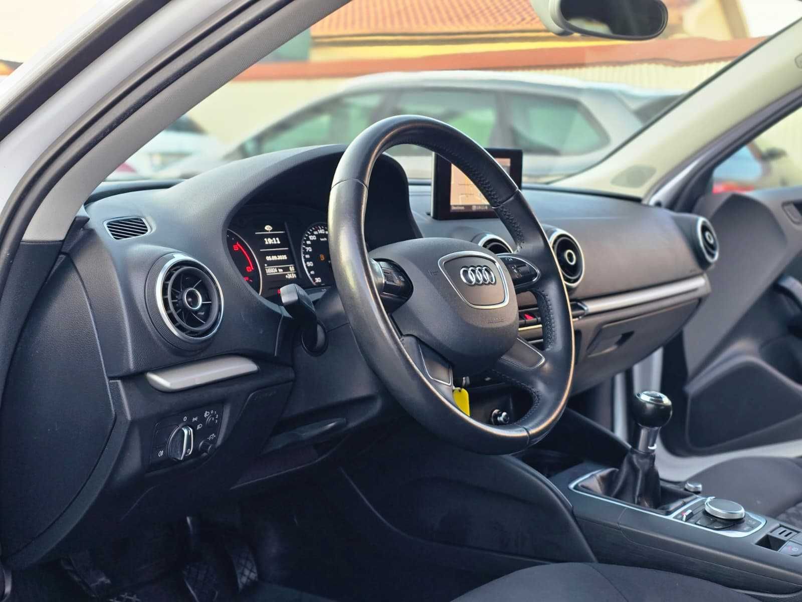 AUDI A3 SPORTBACK 8V S LINE 1.6TDI 110CV "LOOK RS3"