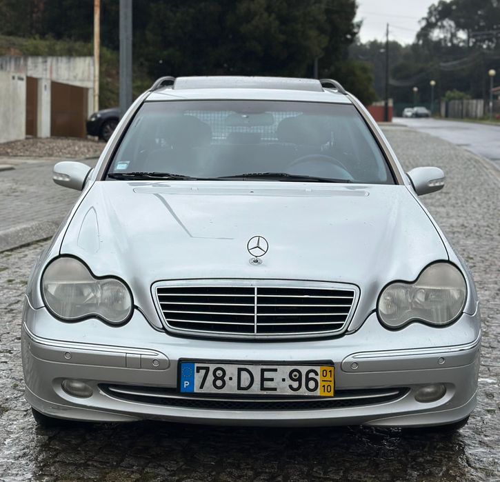 Mercedes-Benz C220 CDI Avantgarde[Caixa-automática]