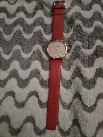 Damski czerwony zegarek