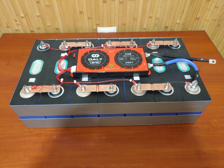 Виготовлення перепаковка акумулятор liion lifepo4 Tesla 18650 21700