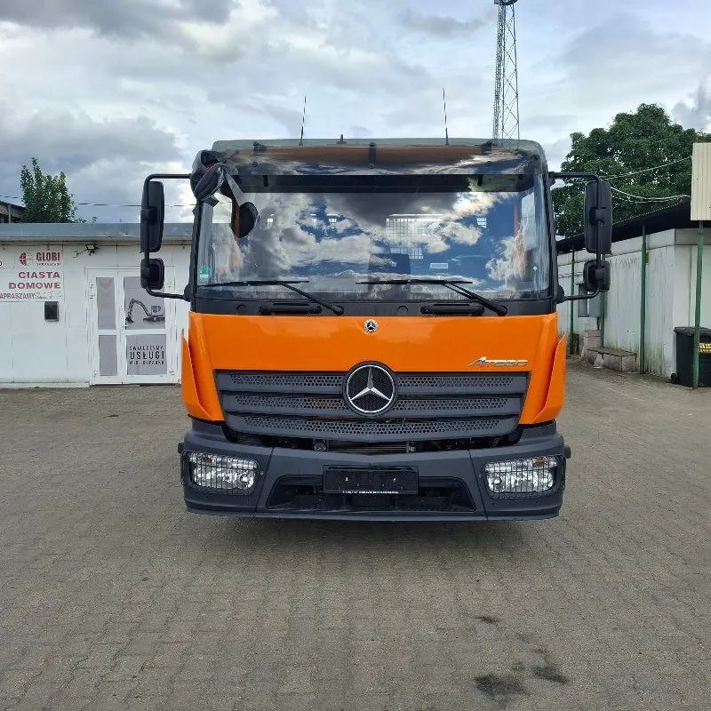 Mercedes-Benz ATEGO  824,3-stronny wywrot
