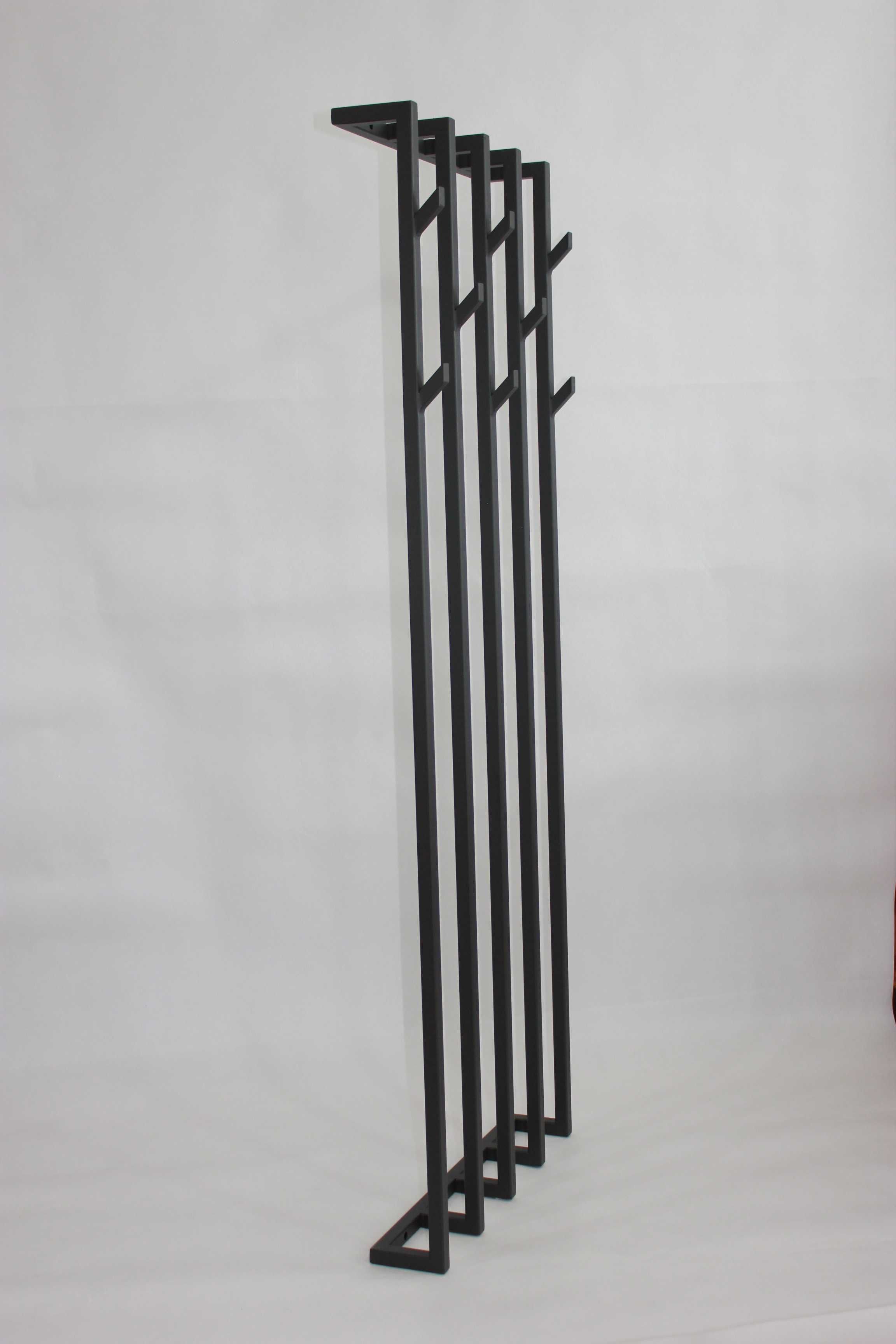 Solidny wieszak wiszący na ubrania loft stalowy 140x50 cm