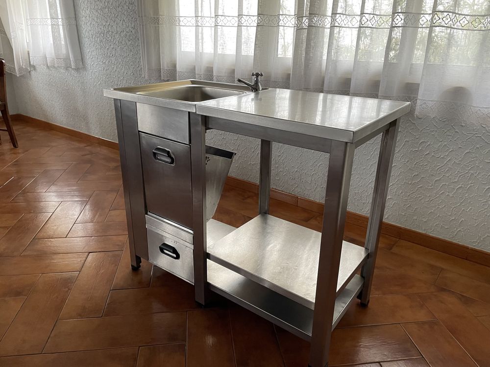 Movel Inox com Lavatório e Tulha