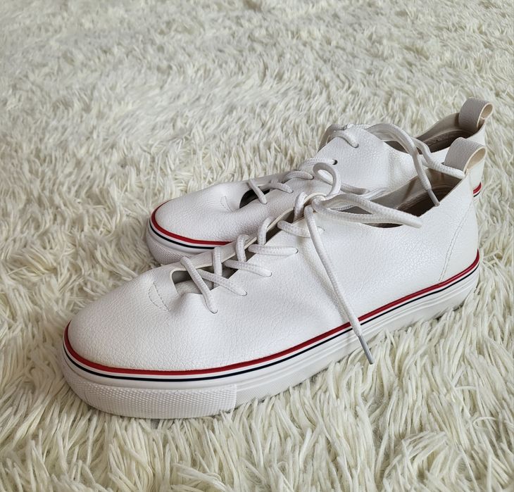 Кєди білі шкіряні устілка 23.5 см