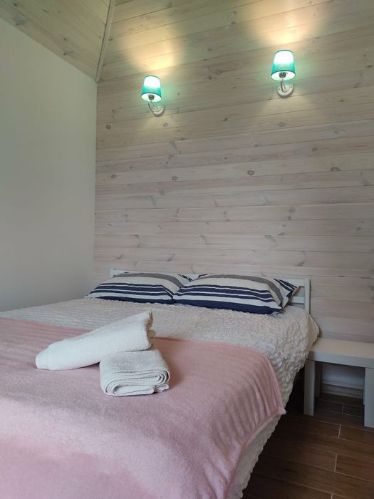 Подобово сучасний будинок з резервним електропостачанням