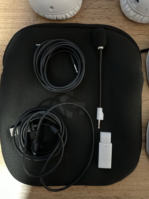 Продам свої навушники LOGITECH G PRO X2 LIGHTSPEED