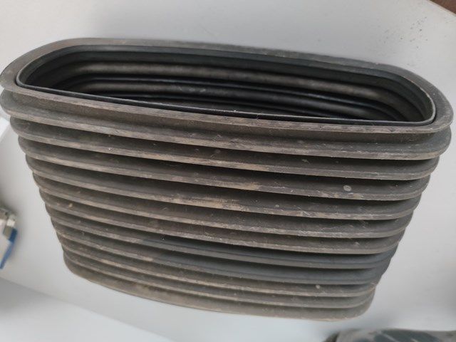 Гофра воздушного фильтра б/у MAN TGX