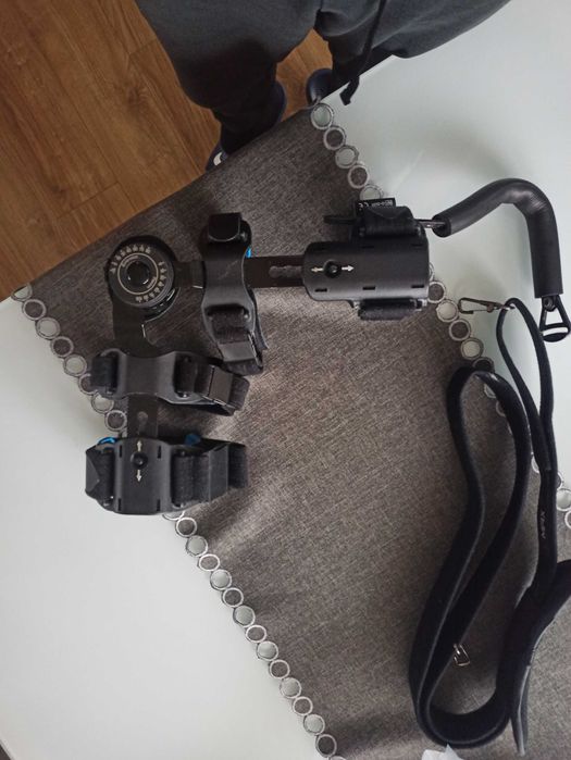 Zegarowa orteza stawu łokciowego z ujęciem dłoni lewa