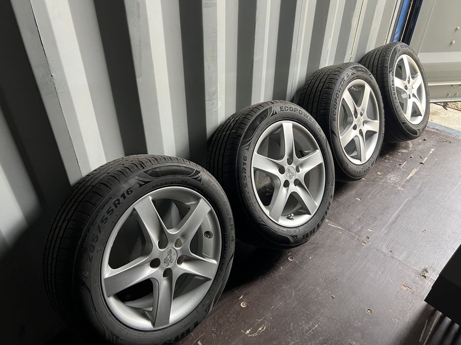 Koła aluminiowe opony letnie jak nowe 205/55 R16 5x100 Skoda Seat