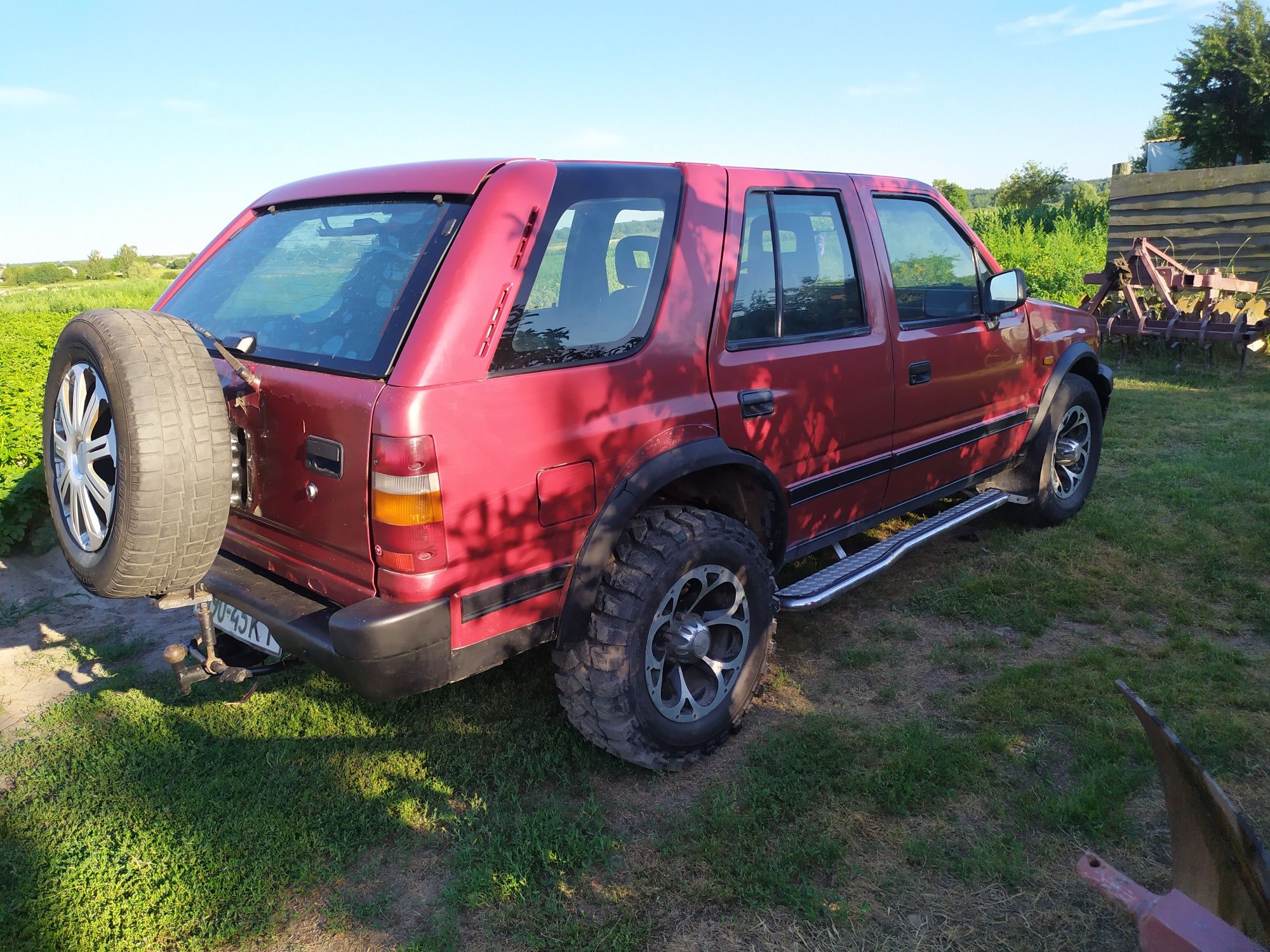 Продам їздову машину Opel Frontera 2,8