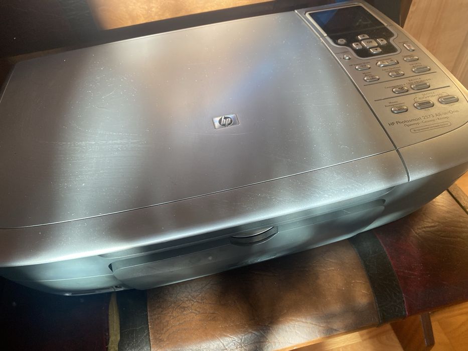 Продам принтер hp нерабочий