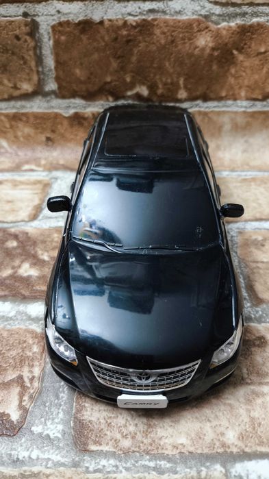 Машинка на радіокеруванні Toyota Camry 1:24 Rastar2