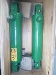 Siłownik podnośnika John Deere