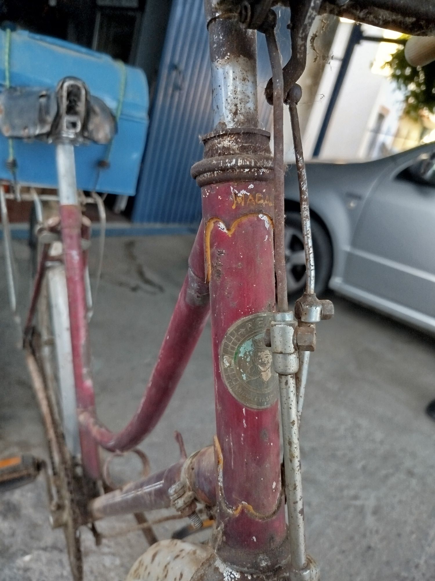 Bicicleta pasteleira antiga