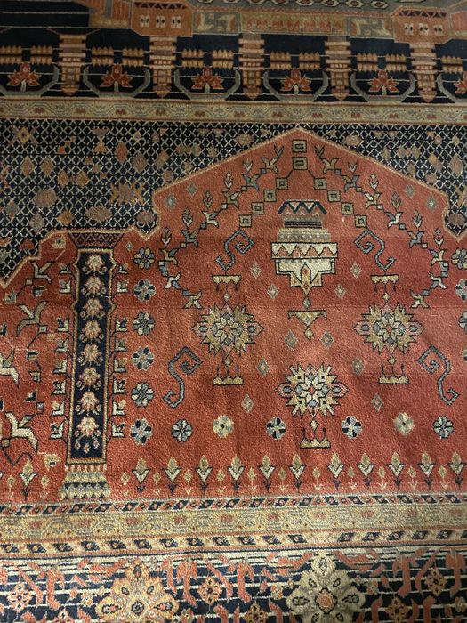 Tapete persa impecavel