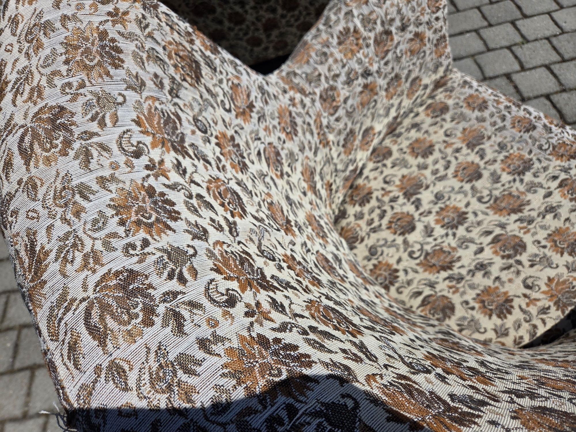 Zestaw mebli z lat 60. – sofa + 2 fotele | PRL | vintage do renowacji