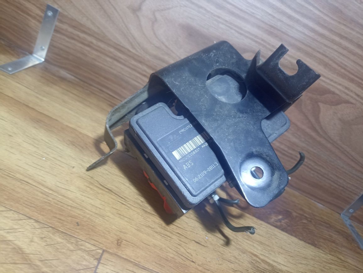 Pompa ABS Suzuki Swift