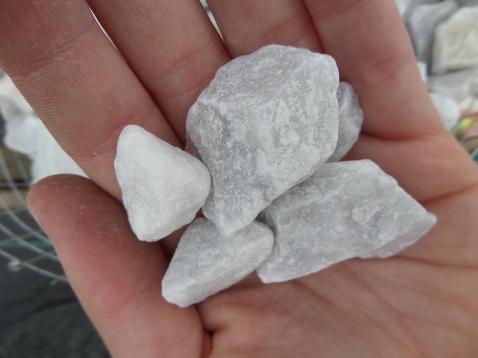 Biały Kamień Grys BIANCO CARRARA Ozdobny do Ogrodu TONA 16-21/21-40mm