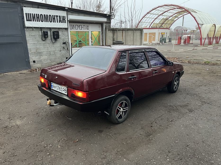 Продам отличную машину на полном ходу