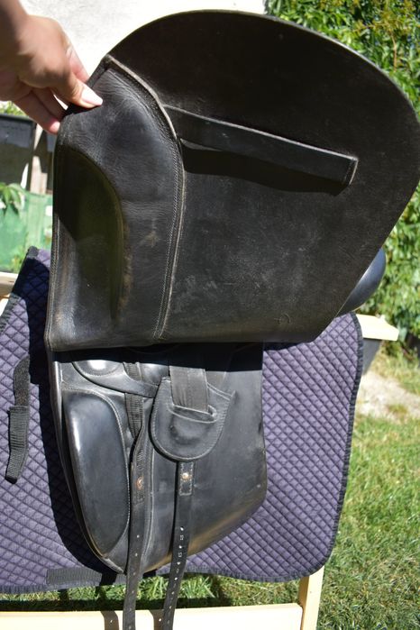 Siodło ujeżdżeniowe Barnsby 18"