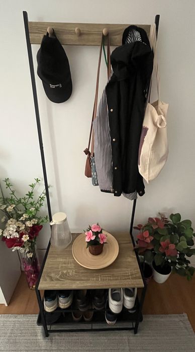 Cabide com sapateira