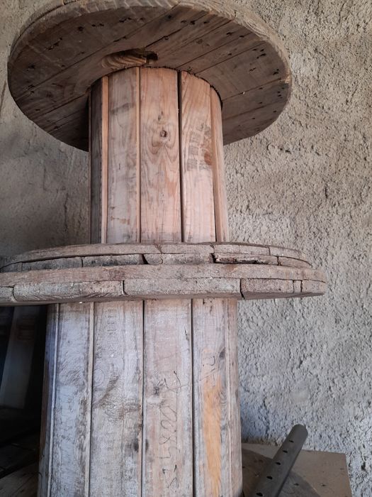 Bobine madeira   - Mafra