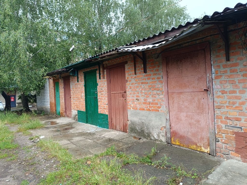 Продаж 3-кімнатної квартири в пгт Кочеток