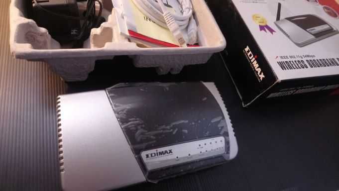 Router Edimax nunca foi usado