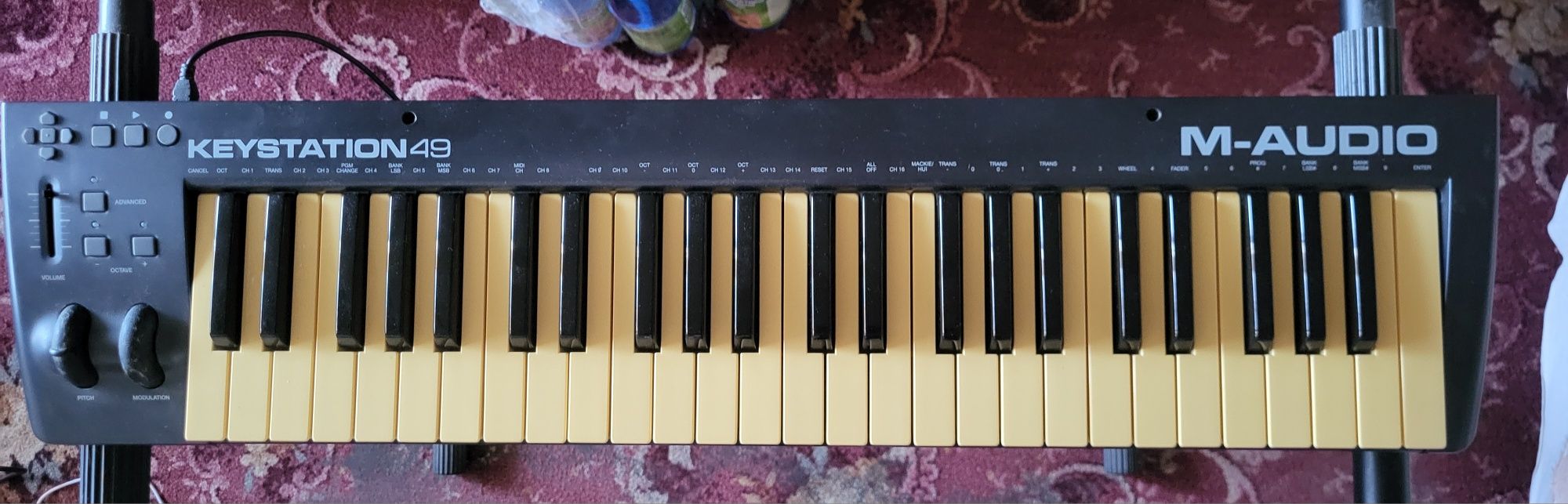Midi-клавиатура M-audio keystation 49 + стойка