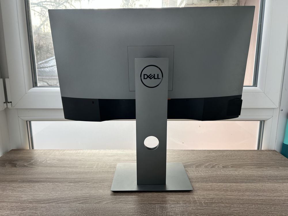 Монітор 24 Dell UltraSharp U2417H InfinityEdge