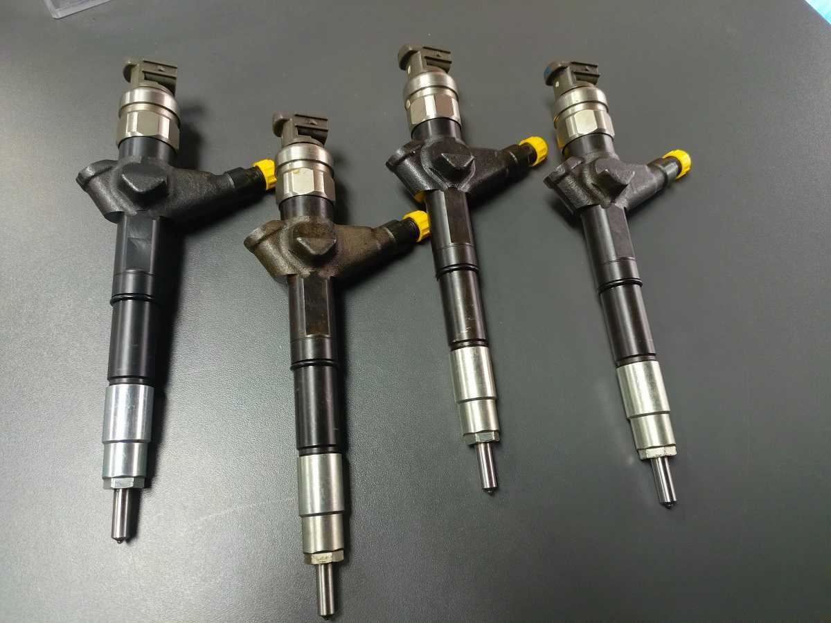 Wtryski Opel Astra Meriva Zafira 1.7 Denso DCRI.106.130; 8-9737.6270