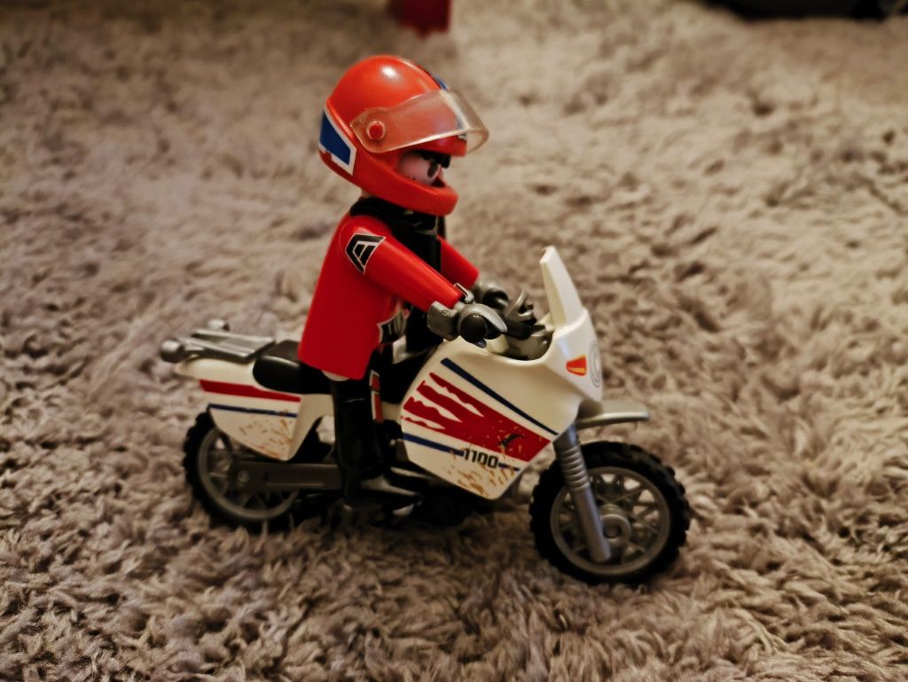 Mota Playmobil mais boneco condutor como novo