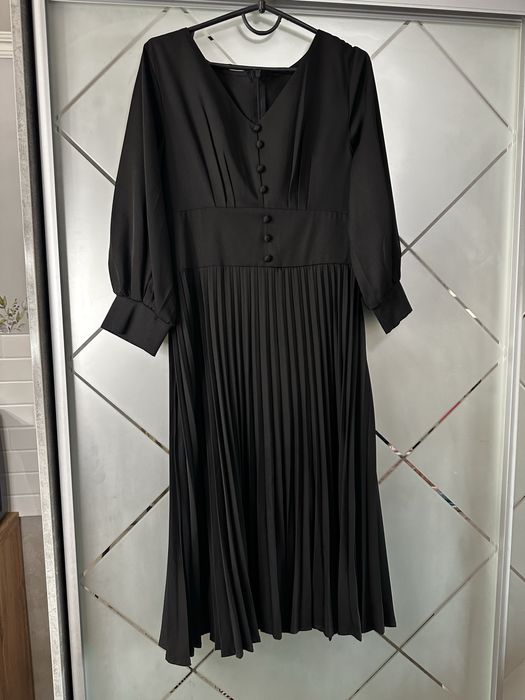 Одяг жіночий розмір М