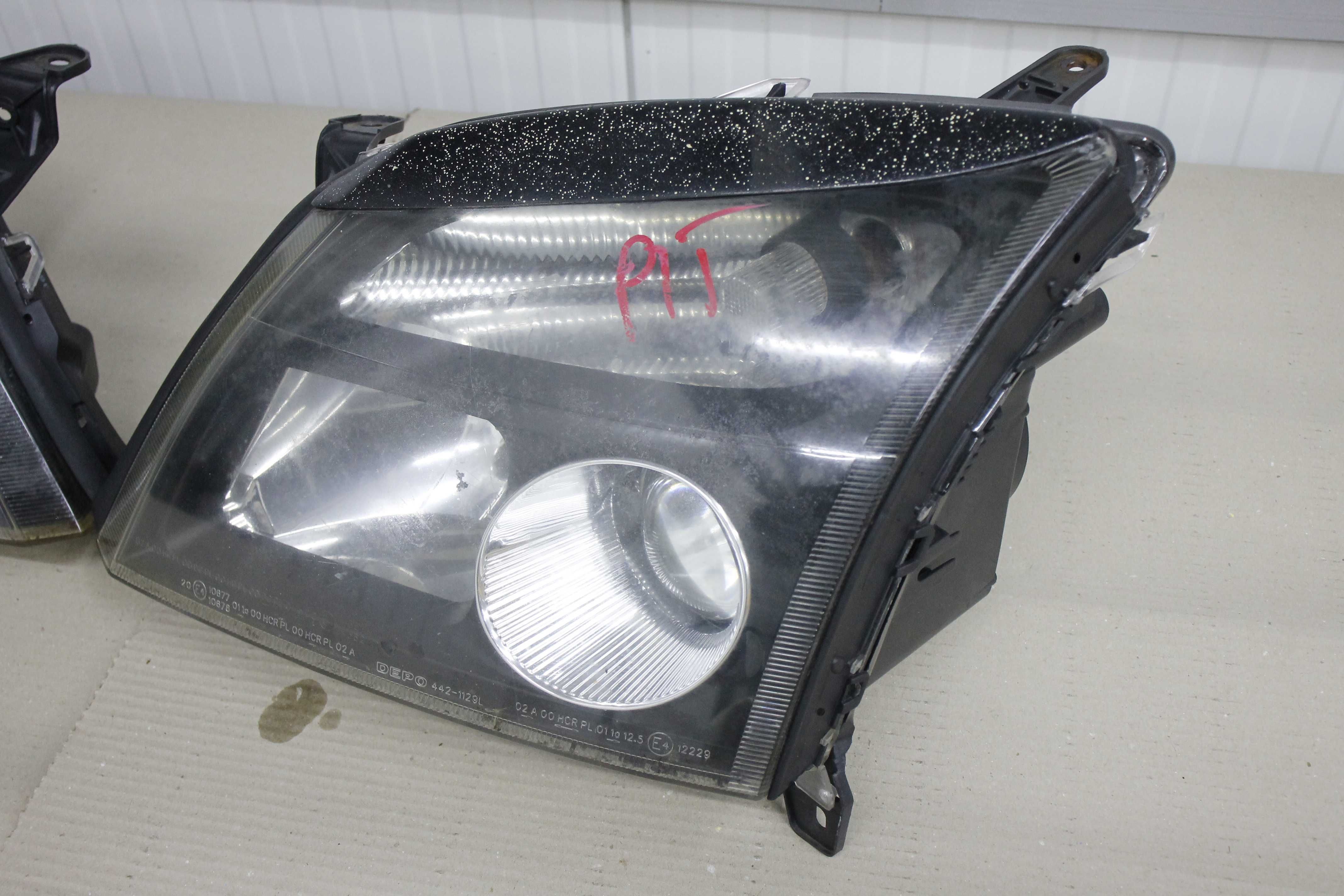Reflektor lampy przód kpl prawa lewa Opel Vectra C Gts soczewki lampa