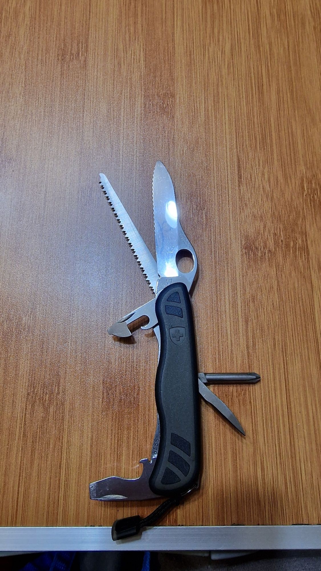 Victorinox ручной инструмент мультитул армии Швейцарии